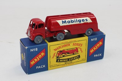 Lot 1250 - Matchbox, Major Pack No.8 Mobilgas petrol...