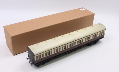 Lot 302 - GWR 1st/3rd suburban bogie coach, brown and...