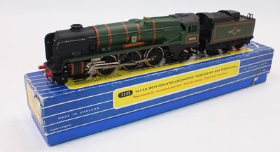 Lot 367 - 3235 Hornby Dublo 3-rail Dorchester loco and...