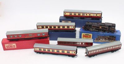 Lot 372 - Hornby Dublo 3-rail items:- EDL18 2-6-4 tank...