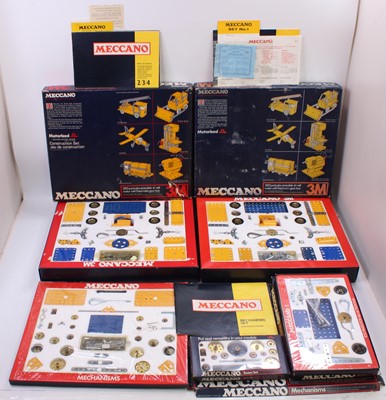 Lot 135 - Five various boxed Meccano motorised and...