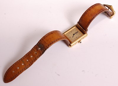 Lot 1168 - A lady's Must de Cartier quartz tank watch, in...
