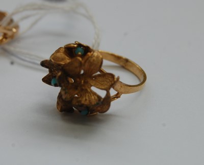Lot 329 - A lady's yellow metal and turquoise set...