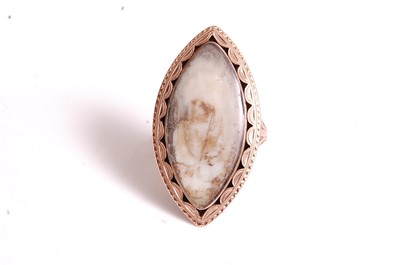Lot 342 - A George III yellow metal mourning ring,...