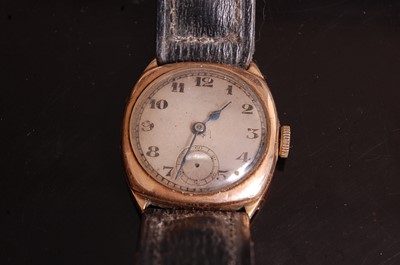 Lot 359 - A vintage 9ct gold mechanical wristwatch,...