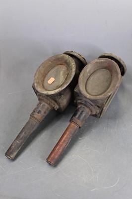 Lot 114 - A pair of 19th century coaching lamps, h.43cm