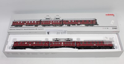 Lot 396 - A Marklin No. 37487 H0 scale DCC ready boxed...