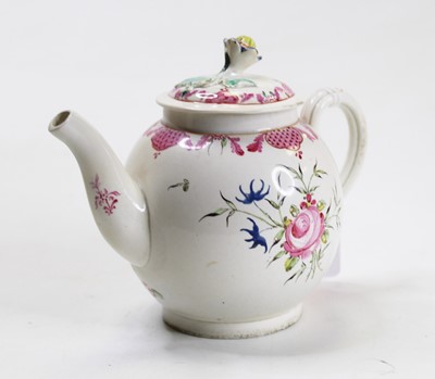 Lot 229 - A late 18th century creamware teapot, of...
