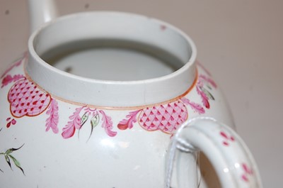 Lot 229 - A late 18th century creamware teapot, of...