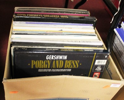 Lot 215 - A box of assorted 12" vinyl, to include Simon...