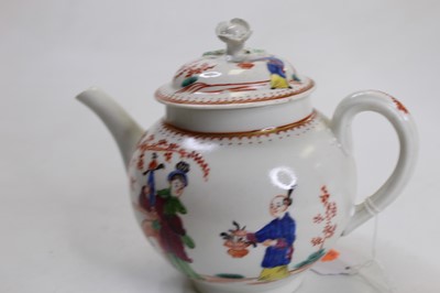 Lot 247 - An 18th century Worcester bullet shaped teapot...