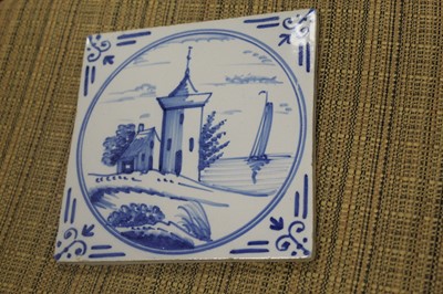Lot 266 - A pair of 19th century Dutch Delft blue &...