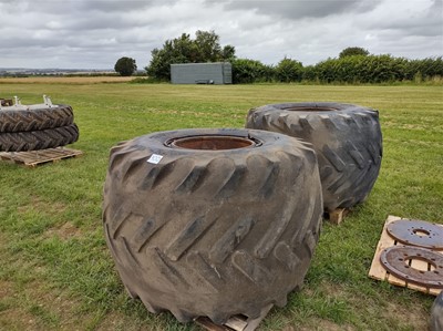 Lot 300 - Set of Terra Tyres