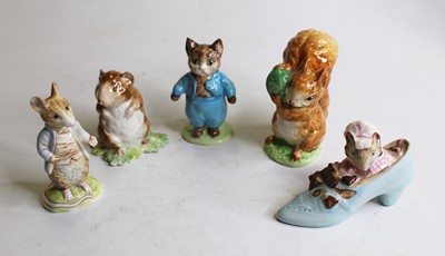 Lot 320 - A collection of five Beswick Beatrix Potter...