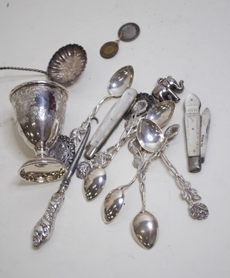 Lot 497 - A Victorian silver eggcup having floral...