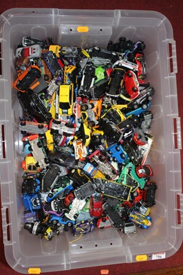 Lot 756 - A box of various loose diecast vehicles