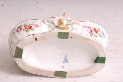 Lot 1018 - A pair of Meissen porcelain table salts,...