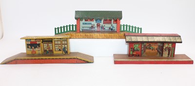 Lot 280 - A small tray containing 3x Wayside stations...