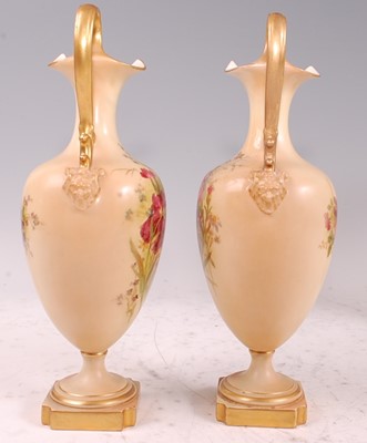 Lot 1025 - A pair of Edwardian Royal Worcester porcelain...