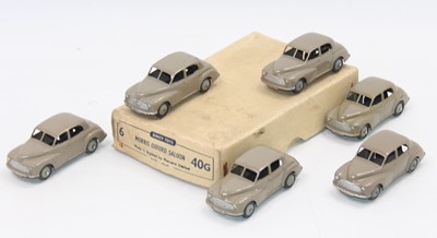 Lot 1048 - Dinky Toys 40g original Trade box of 6 Morris...