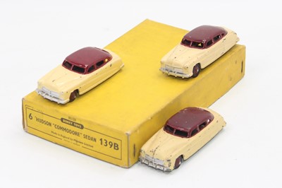 Lot 1062 - Dinky Toys 139b original Trade box containing...