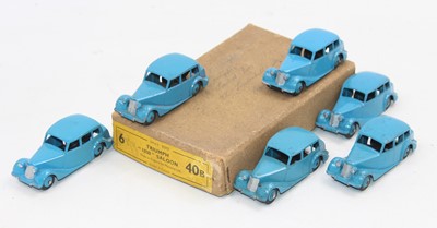 Lot 1076 - Dinky Toys no.40b original Trade box...