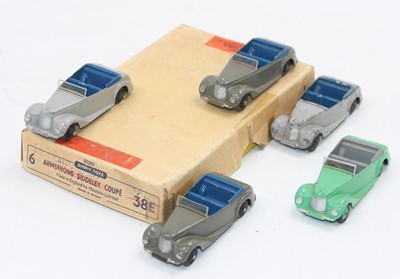 Lot 1080 - Dinky Toys no.38 Trade box containing 5...