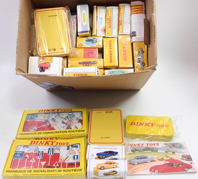 Lot 1852 - 70+ various boxed as issued Dinky Toy Atlas...