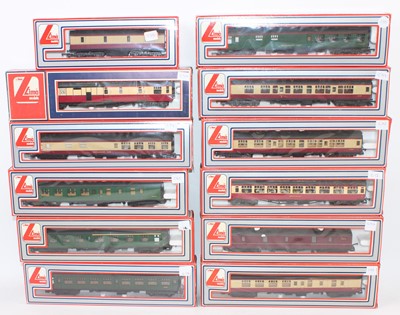 Lot 471 - Twelve assorted Lima passenger coaches; six...