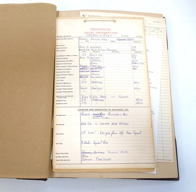Lot 29 - Scrapbook containing a large collection of...
