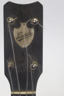 Lot 124 - A Keech banjulele banjo, length 56cm