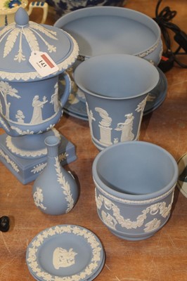 Lot 143 - A collection of assorted Wedgwood blue jasper...