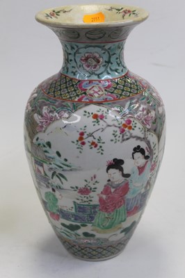 Lot 179 - A 19th century Chinese export vase, of...