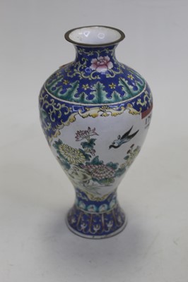 Lot 179 - A 19th century Chinese export vase, of...