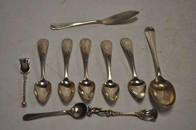 Lot 310 - A small collection of loose silver flatware,...