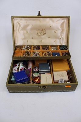 Lot 368 - A leather clad jewellery box and contents, to...