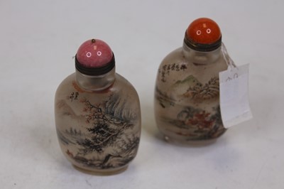 Lot 526 - A Chinese reverse painted glass snuff bottle...