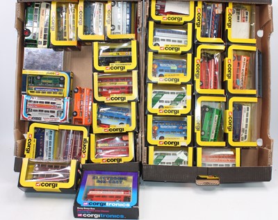 Lot 2042 - Two trays of 469 Routemaster Corgi buses...