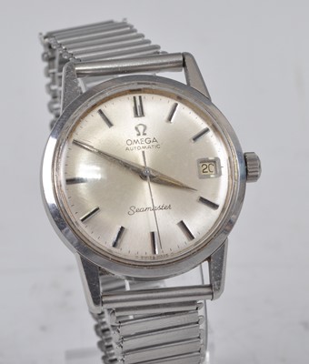 Lot 1166 - A gent's stainless steel Omega Seamaster...