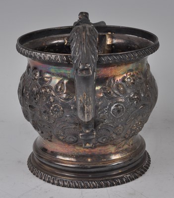 Lot 1084 - A George III silver-gilt cream jug, of good...
