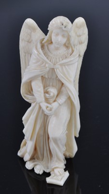 Lot 1186 - A 19th century Continental carved ivory figure...