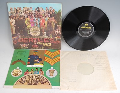 Lot 818 - The Beatles, Sgt Pepper's Loneley Hearts Club...