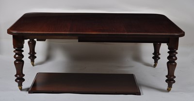 Lot 2607 - A Victorian mahogany extending dining table,...