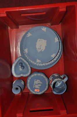 Lot 191 - A collection of Wedgwood blue jasper wares to...