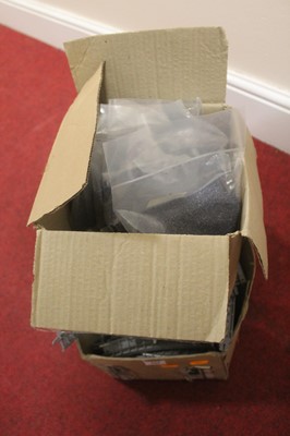 Lot 522 - A small box of Triang model railway track;...