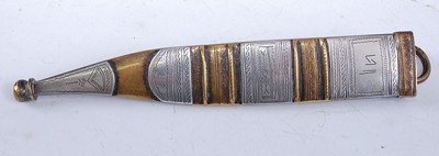 Lot 44 - An African dagger, having a 17cm Bowie type...