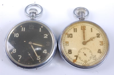 Lot 89 - A Doxa military issue nickel cased open face...