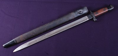 Lot 99 - A British 1907 pattern bayonet, the 43cm...