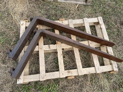 Lot 198 - Pallet Tines (No Back Plate)