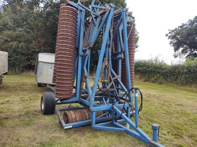 Lot 241 - 12 Meter Hydraulic Folding Cambridge Rolls...